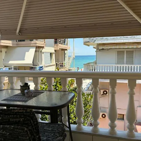 Dd No-6 Apartment *